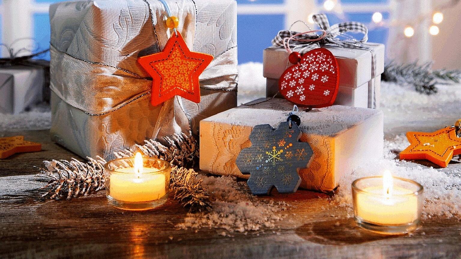 Best Votive Candle Holders for Holiday Décor