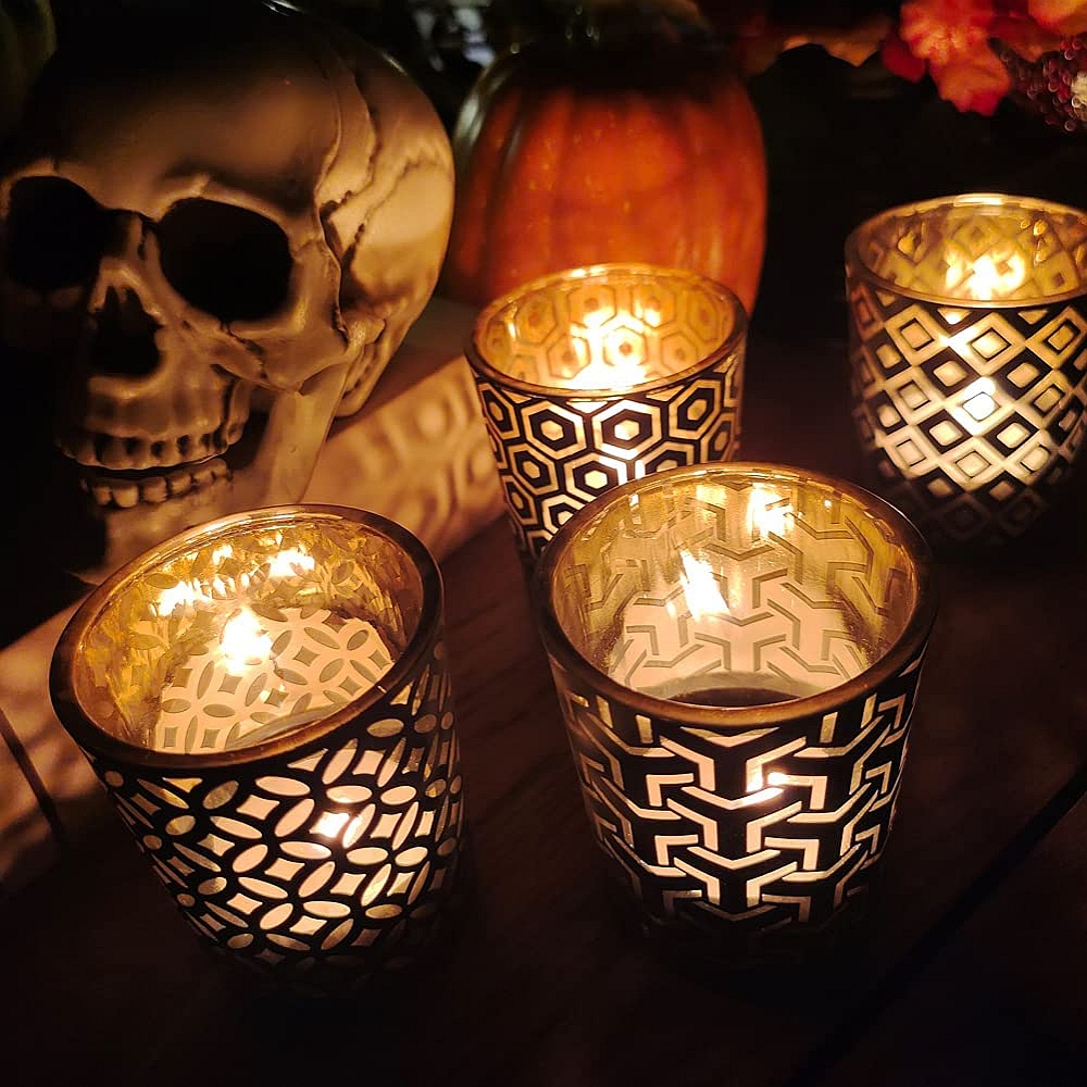 skull votive holder