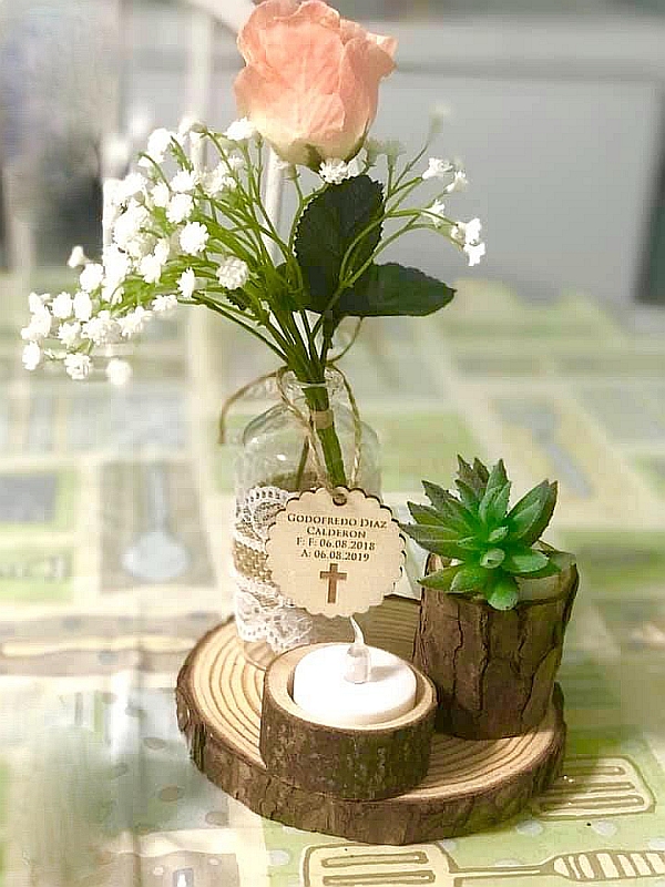 wood centerpiece